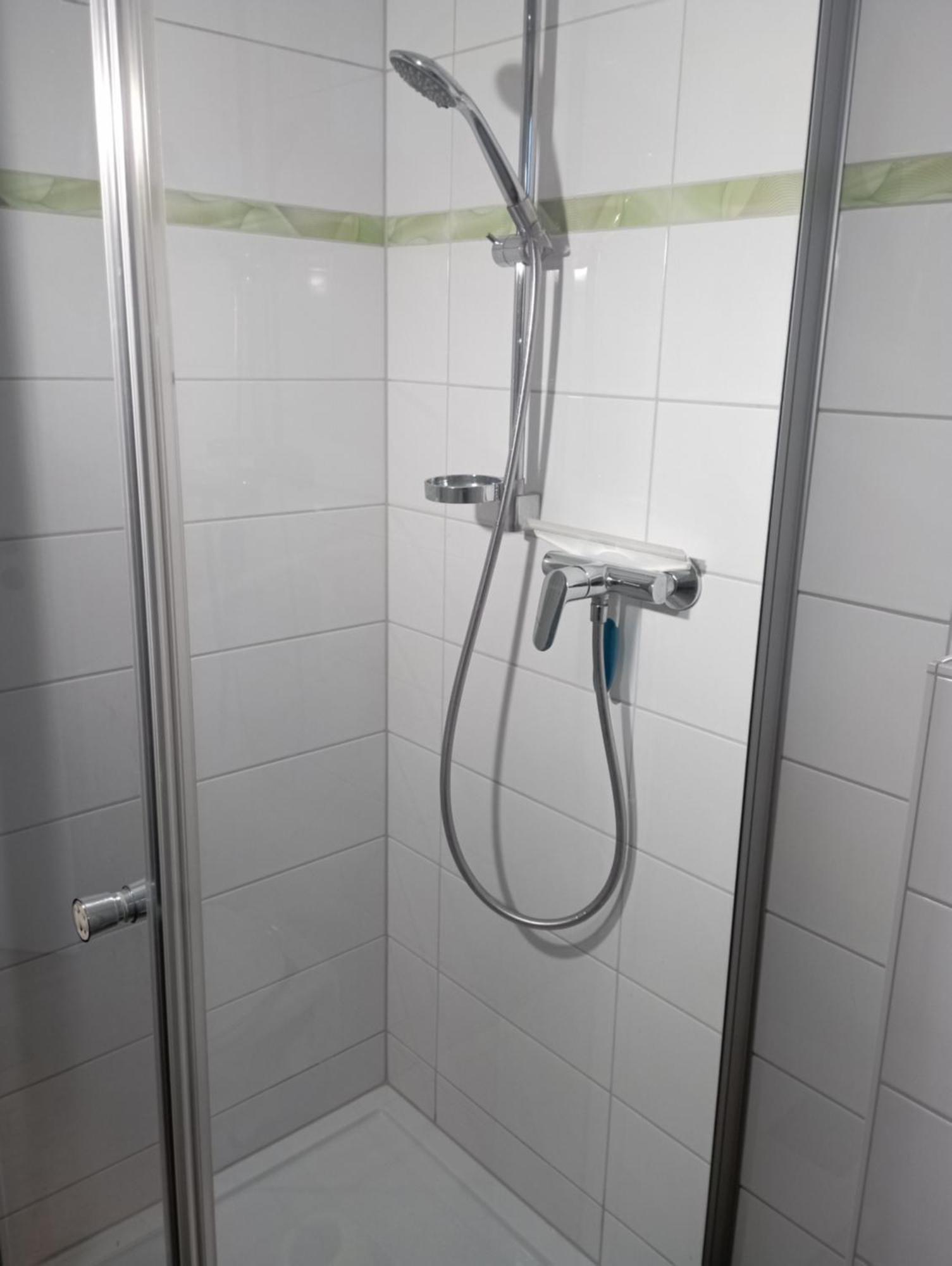 Exklusive Lage - Wohnung Mit Schoenem Garten - Haemmerle Yellow Констанц Екстер'єр фото