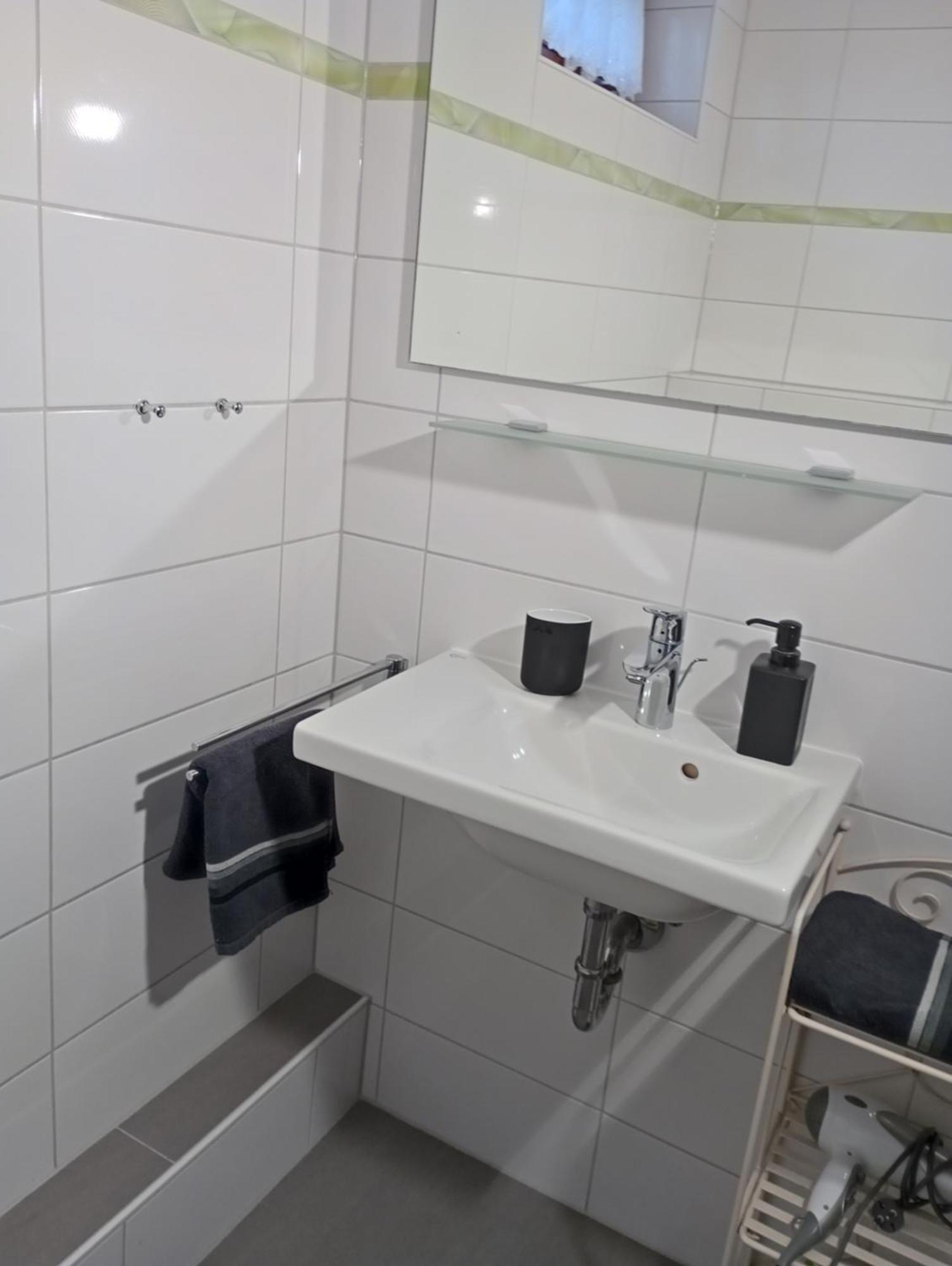 Exklusive Lage - Wohnung Mit Schoenem Garten - Haemmerle Yellow Констанц Екстер'єр фото